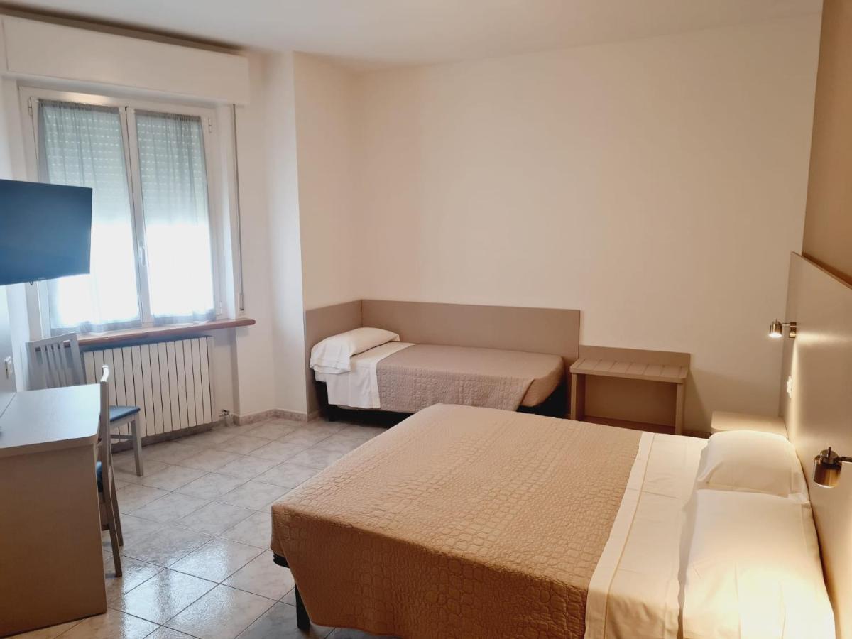 Hotel San Marco Pesaro Ngoại thất bức ảnh
