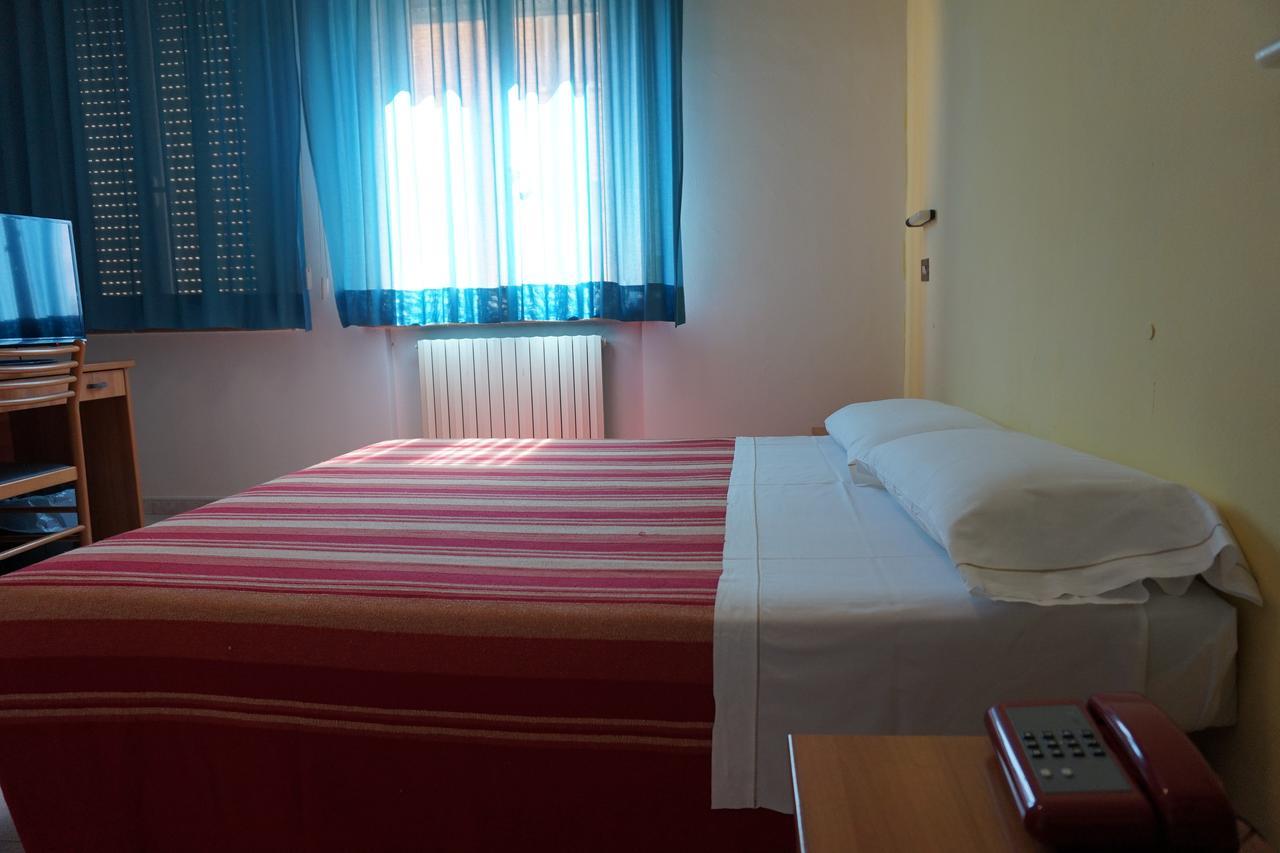 Hotel San Marco Pesaro Ngoại thất bức ảnh