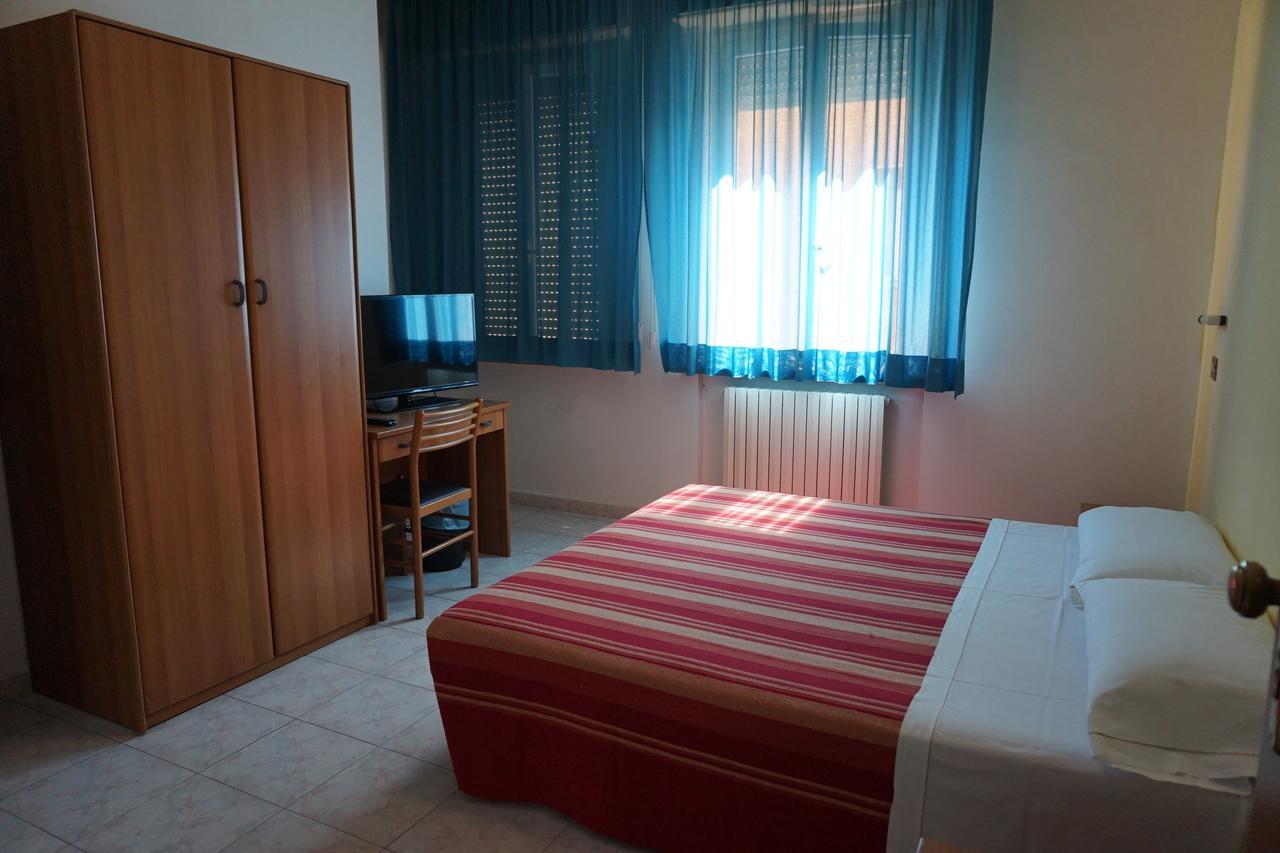 Hotel San Marco Pesaro Ngoại thất bức ảnh
