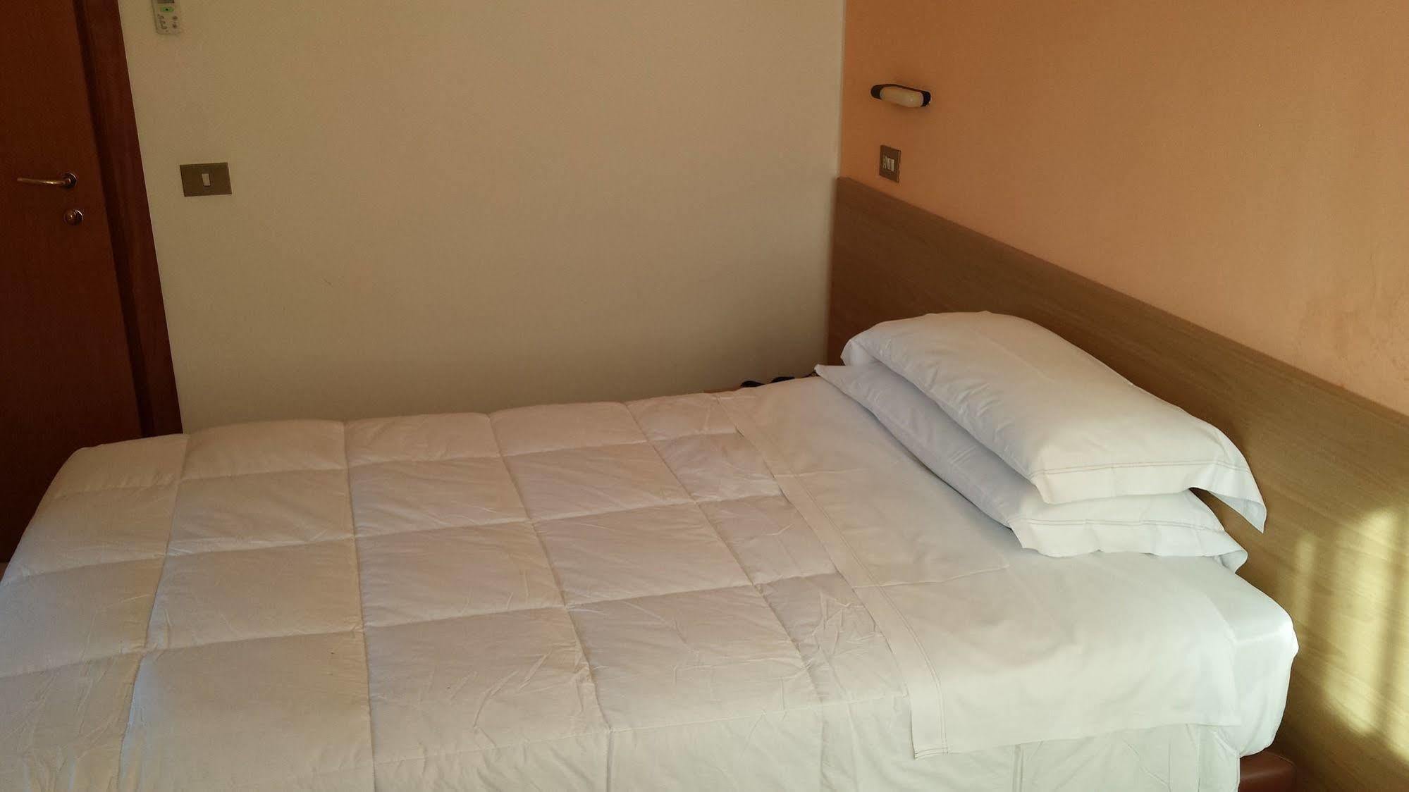 Hotel San Marco Pesaro Ngoại thất bức ảnh